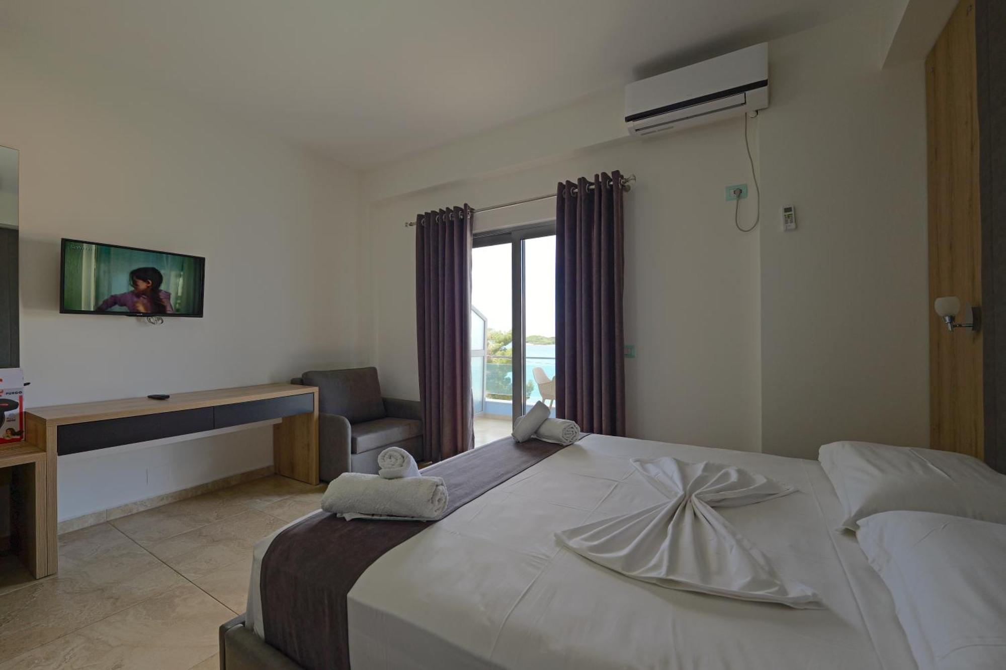Hotel Esmerald Ksamil
