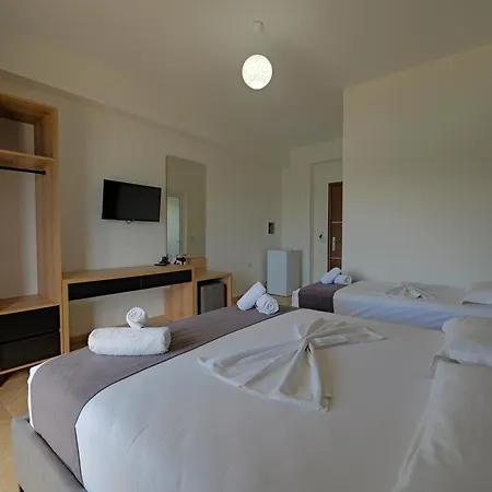 Hotel Esmerald Ksamil Exterior foto