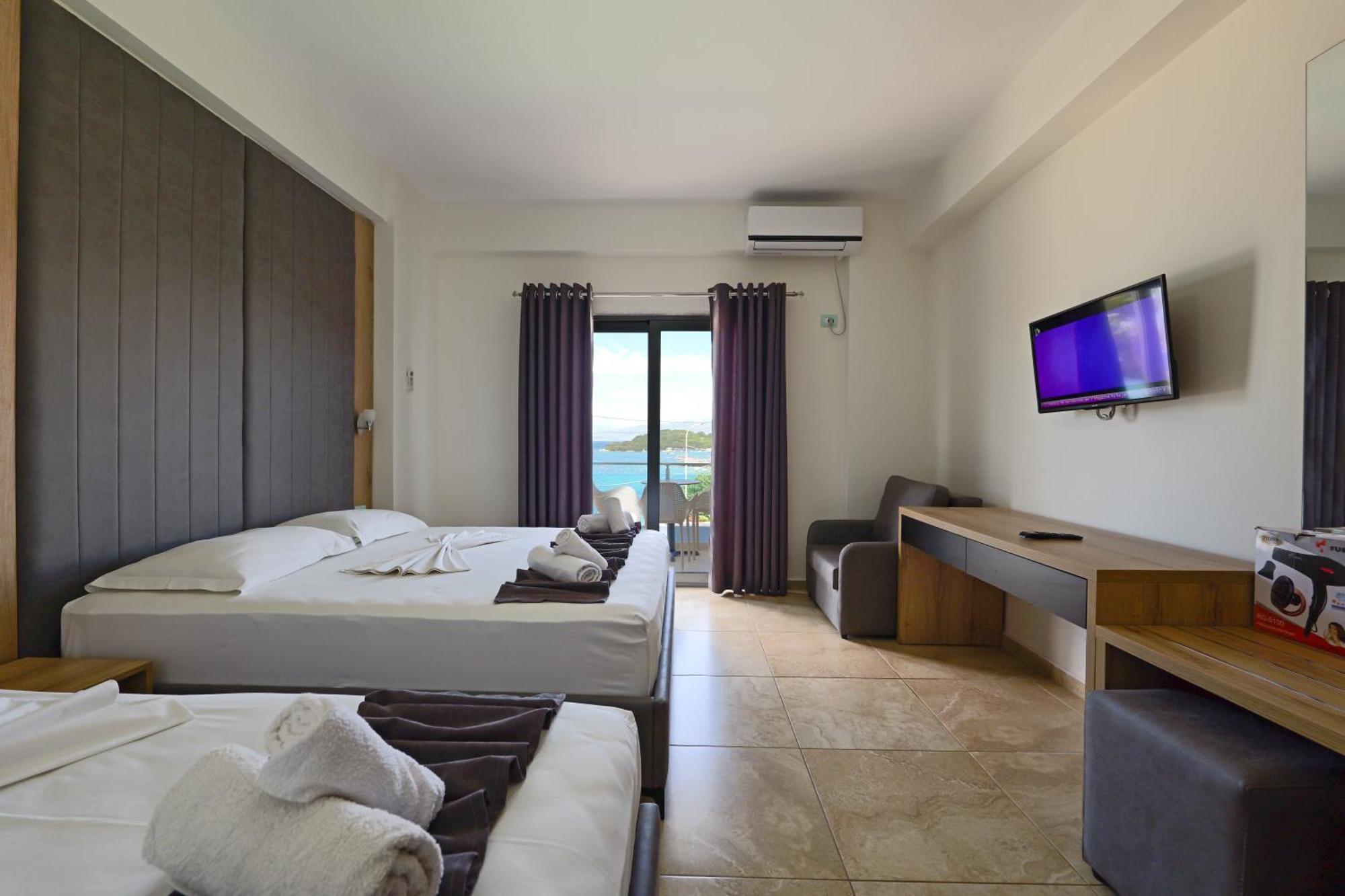 Hotel Esmerald