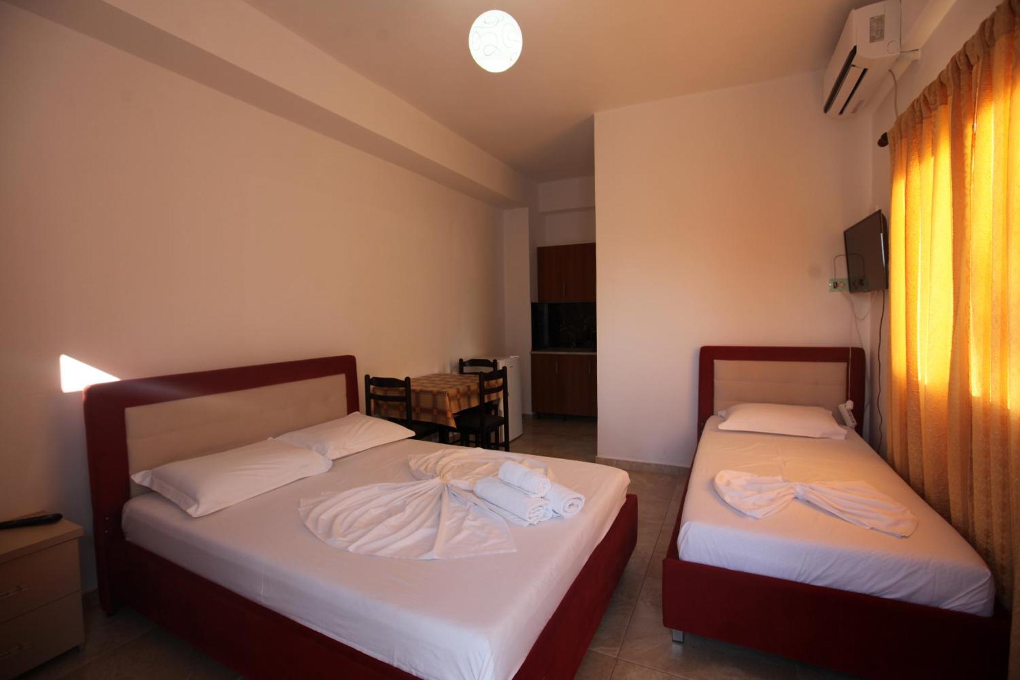 Hotel Esmerald Ksamil