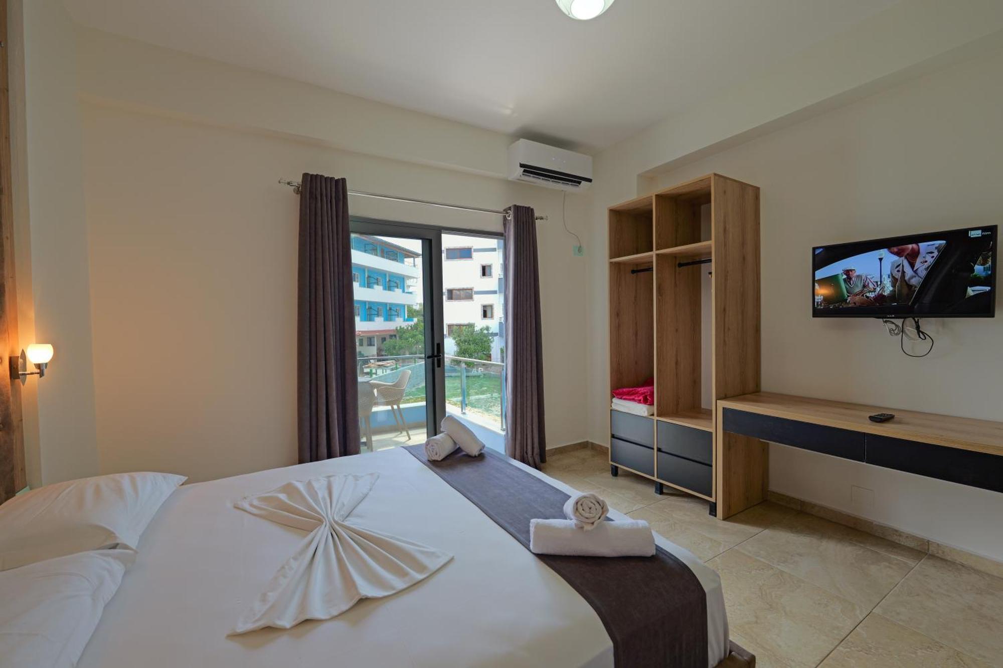Hotel Esmerald