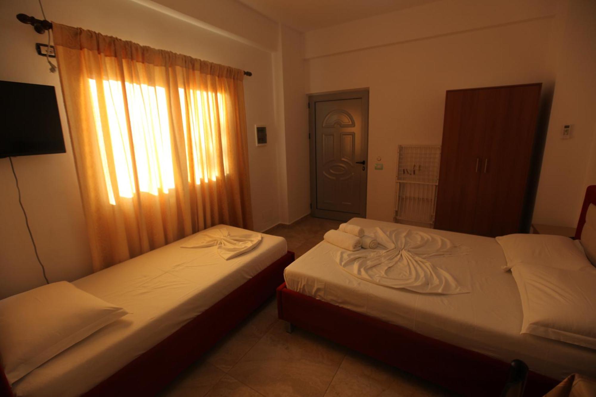 Esmerald Hotel