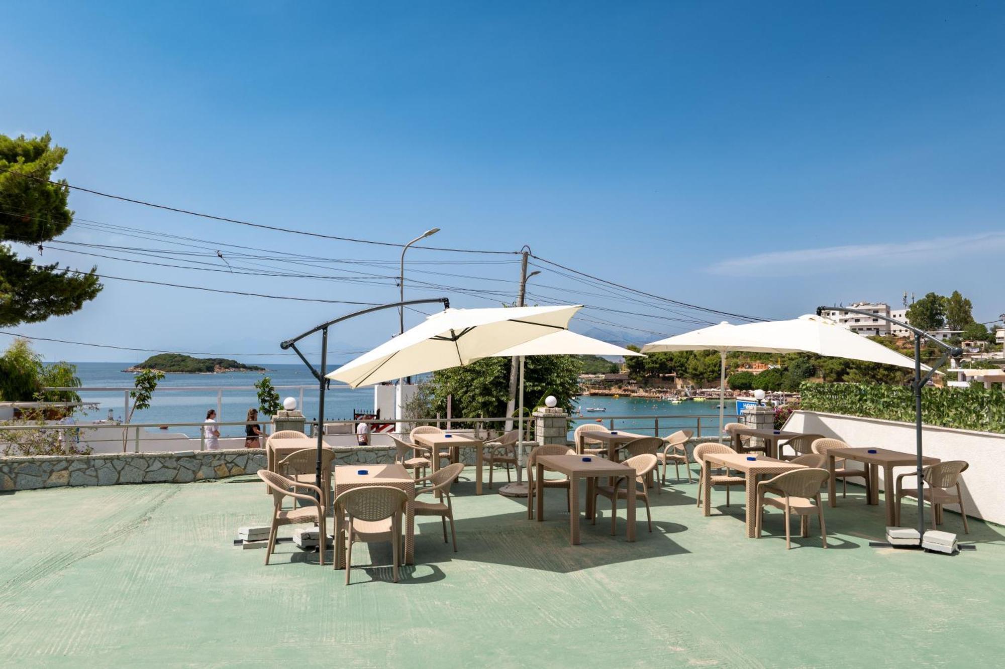 Esmerald Hotel 3*